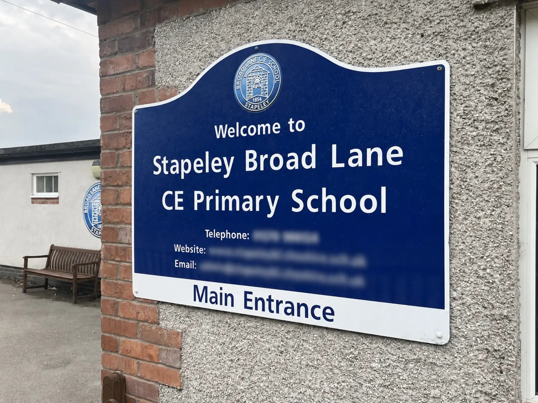 Stapeley Broad Lane CofE Primary School main entrance sign in Nantwich