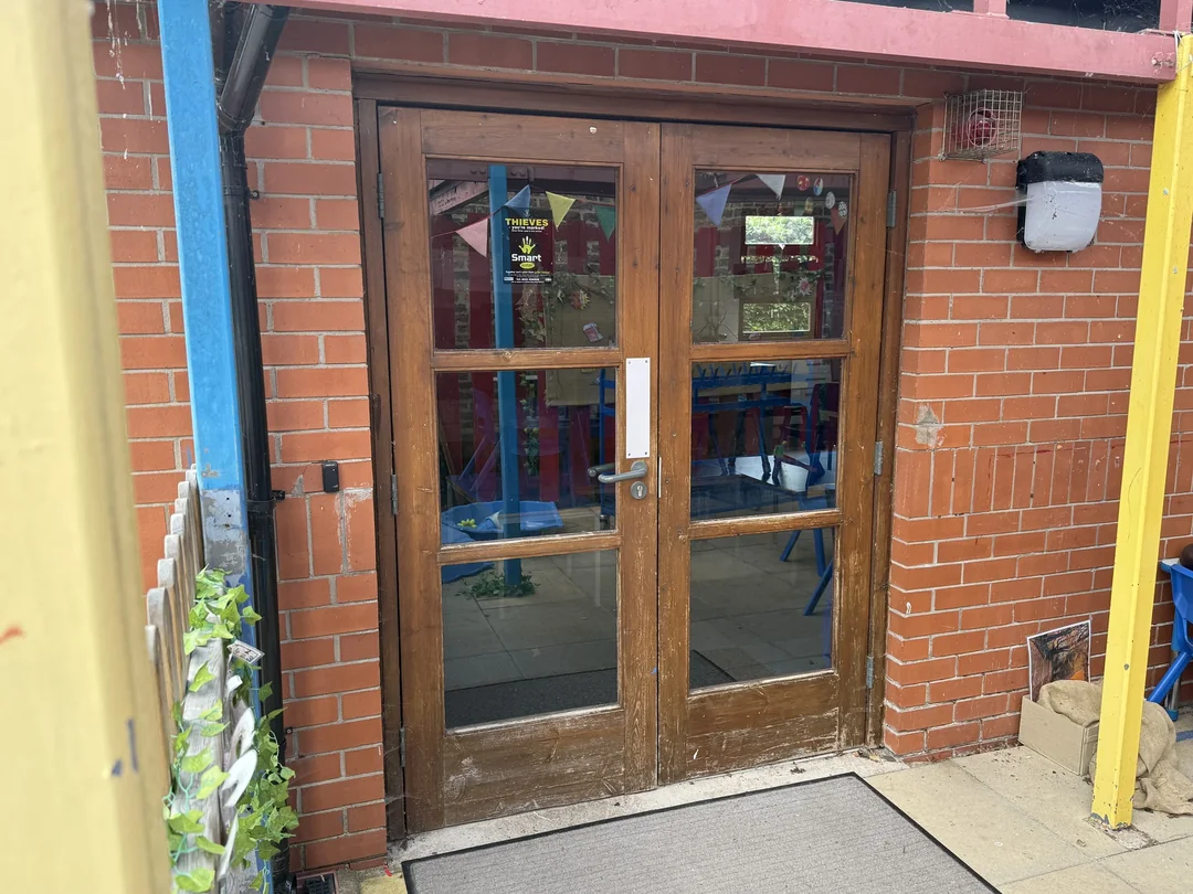 Before decoration: the glazed entrance doors.
