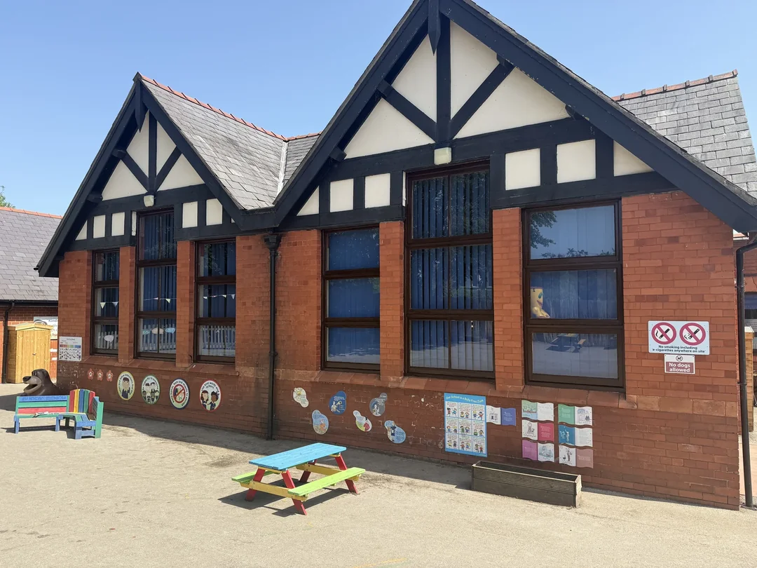 Completed exterior window finishes across Darnhall school.